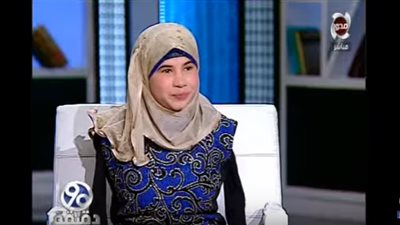 بعد تحديها الإعاقة.. والدة 