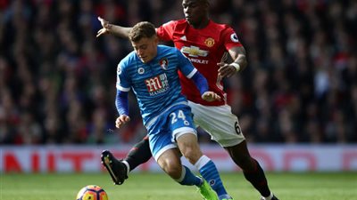 بورنموث يدرك التعادل سريعًا أمام مانشستر يونايتد (فيديو)