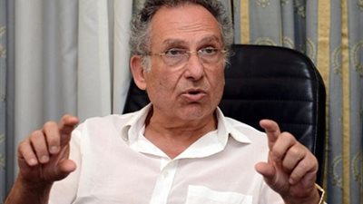 ممدوح حمزة يطالب بضرورة إعادة أقباط العريش إلى منازلهم