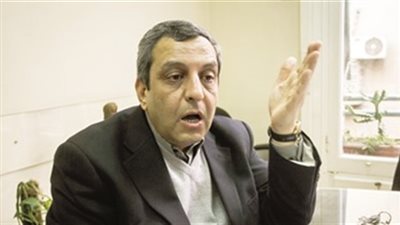 أرملة الشهيد عادل رجائي تفتح النار على 