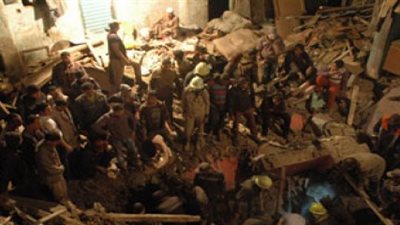 عاجل.. ارتفاع عدد ضحايا انهيار عقار إلى 13 شخصا في سوهاج