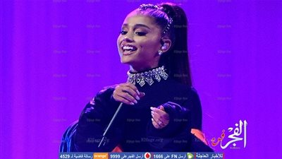 أريانا جراندي تزيح تايلور سويفت من المركز الثاني بـ