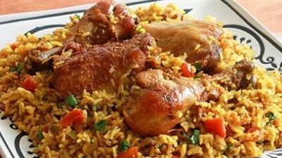 طريقة بسيطة وسهلة لعمل الأرز بالبسلة والدجاج والبابريكا
