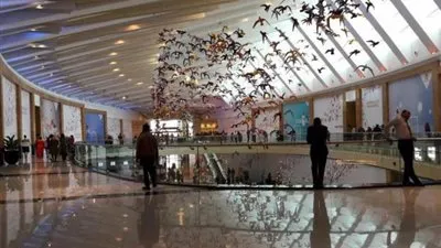 أبرزهم سرقة البطاريق وإعلان الوظائف.. 4 شائعات طالت 