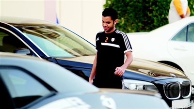 الأسطا يستعد للرحيل عن الشباب