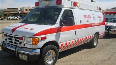 فني إسعاف ينقذ 5 أشخاص قبل تفحمهم في حريق مركبة