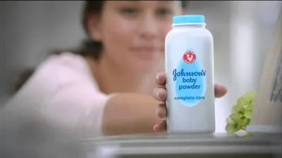 هل حقًا بودرة جونسون تسبب سرطان المبيض ؟