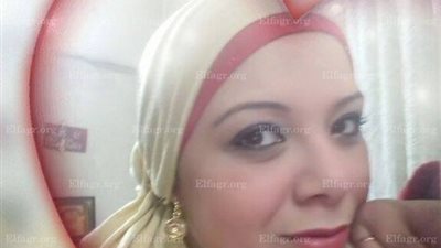 بالصور.. أول كولكشن أزياء مستوحي من صخور جبال 