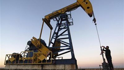 دافع أمريكي وراء هبوط أسعار النفط