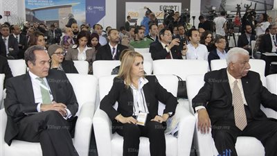 افتتاح مؤتمر المشروعات القومية بمركز القاهرة الدولي للمؤتمرات(صور)
