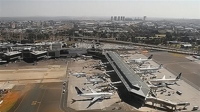 لصوص يسرقون ملايين الدولارات في مطار بجنوب أفريقيا