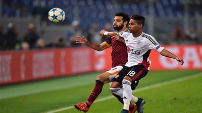 الاتحاد الأوروبي ينصف محمد صلاح على نجم ليون (انفوجرافيك)