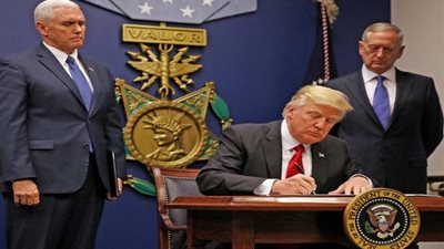 قرار ترامب الجديد يقطع أمل مواطن سوري في لقاء زوجته الحامل بأمريكا