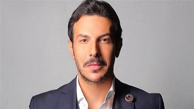 استشاري نفسي لفريق عمل مسلسل 