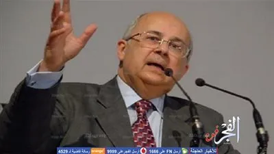 إسماعيل سراج: 