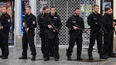 الشرطة الألمانية: لا دوافع إرهابية أو دينية وراء الاعتداء ببلطة في دوسلدورف