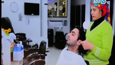 سيدة تقتحم مجال 