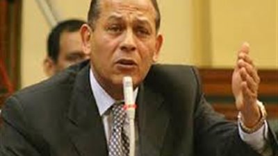 أنور السادات بعد إسقاط عضويته: 