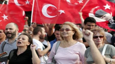 تظاهرات في إسطنبول تنديدًا بقرار هولندا