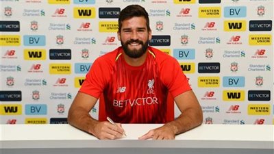 ظهور مميز لصفقات ليفربول الجديدة في المشاركة الرسمية الأولى