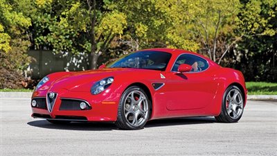 ألفا روميو 8C الجديدة ستكون بمحرك هجين بقوة 800 حصان