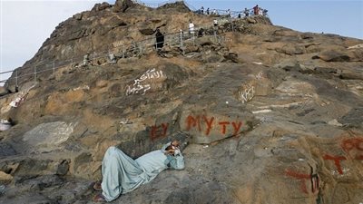 عاجل.. أخبار السعودية اليوم | دولة عربية تخالف المملكة في موعد العيد