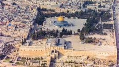 الاحتلال يعتقل 5 سيدات قرب أبواب الأقصى