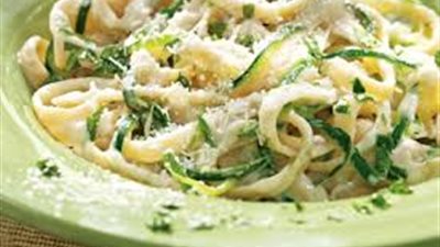 طريقة عمل مكرونة بالكوسا