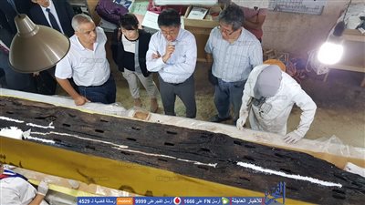 مساعد وزير الخارجية الياباني يزور مركب خوفو الثانية (صور)