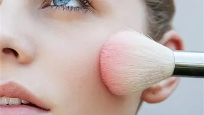 صيحات مكياج تناسب إطلالتك في الصيف (صور)