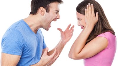 طرق فعالة للتعامل مع عصبية زوجكِ