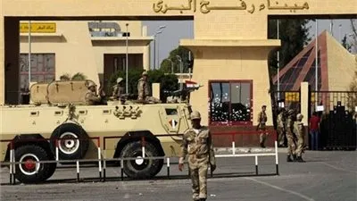 مصر تعلن عن فتح معبر رفح لإدخال العالقين غدًا