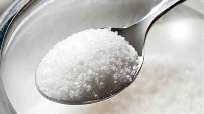 سعر السكر  يتراجع لأدنى مستوى فى 10 سنوات