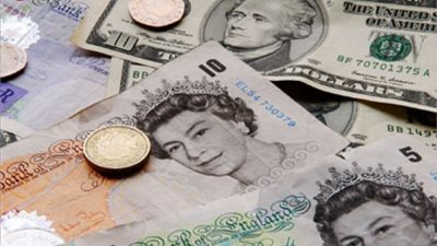 الاسترليني يسجل أطول سلسلة خسائر أسبوعية أمام الدولار