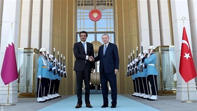 صحيفة تركية: الدوحة تتجنّب دعم أنقرة في أزمة الليرة خوفاً من ترامب