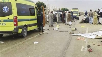 عاجل.. إصابة 15 عاملاً في حادث انقلاب أتوبيس قرب الإسماعيلية