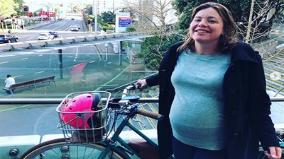 دون حراسة شخصية.. وزيرة نيوزيلندية تذهب للمستشفى بـ