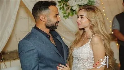 أول ظهور للثنائي أحمد فهمي وهنا الزاهد بعد خطبتهما في العرض الخاص لـ