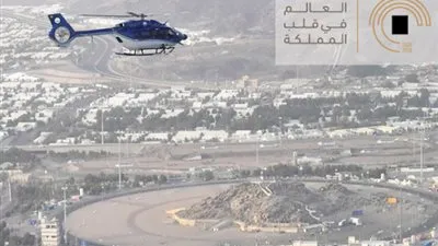 الحجاج يواصلون التوافد إلى صعيد عرفات