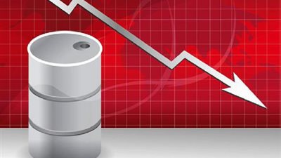 توقعات بانخفاض أسعار النفط مع احتفاظ أمريكا باحتياطات قياسية