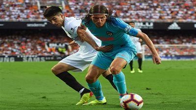 دييجو سيميوني: فيليبي لويس مستمر مع أتليتكو مدريد