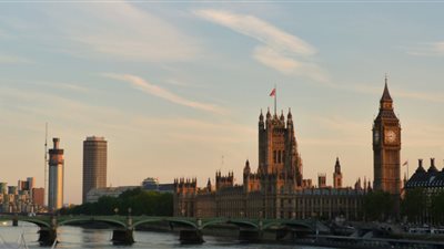 حكومة بريطانيا تسعى لزيادة الصادرات إلى 35% من الناتج المحلي الإجمالي