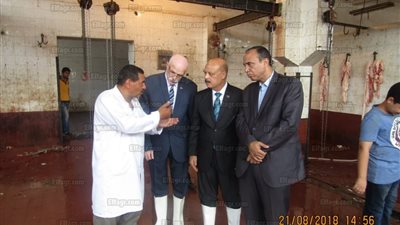 سكرتير عام الغربية يتفقد المجازر العمومية لمتابعة سير العمل (صور)