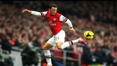 كلوب: أوزيل ضحية أردوغان وأتمنى انتقاله إلى ليفربول