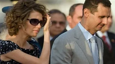 الرئيس السوري وعائلته في أحد مطاعم دمشق القديمة (صور)