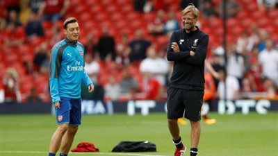 كلوب يدافع عن مسعود أوزيل