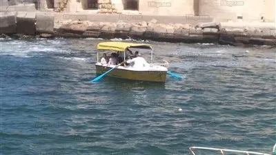 بـ10 جنيهات.. مواطنون يستمتعون بإجازة عيد الأضحى عبر المراكب البحرية بالإسكندرية (صور)