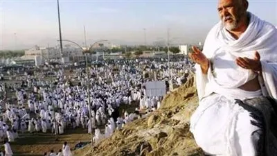 مولود جديد ولقاء بعد غياب.. أبرز مشاهد ثالث أيام التشريق بالحج (فيديو)