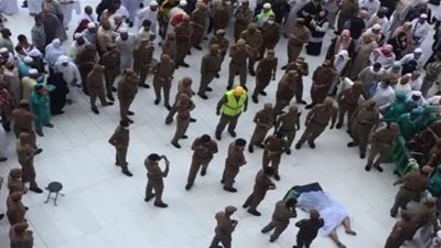 عاجل.. أخبار السعودية اليوم | مصرع معتمر رمى بنفسه من سطح الحرم إلى صحن الطواف