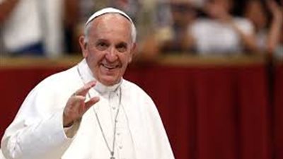 بابا الفاتيكان يزور أيرلندا وسط فضائح جنسية تضرب الكنيسة الكاثوليكية